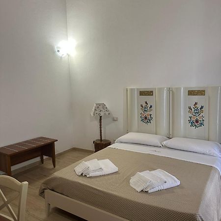 B&B Vittorio Emanuele Cirò Marina Buitenkant foto